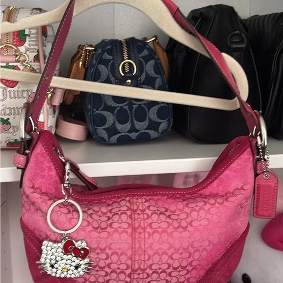 Vintage Coach Signature Hobo - Picture 2 of 5